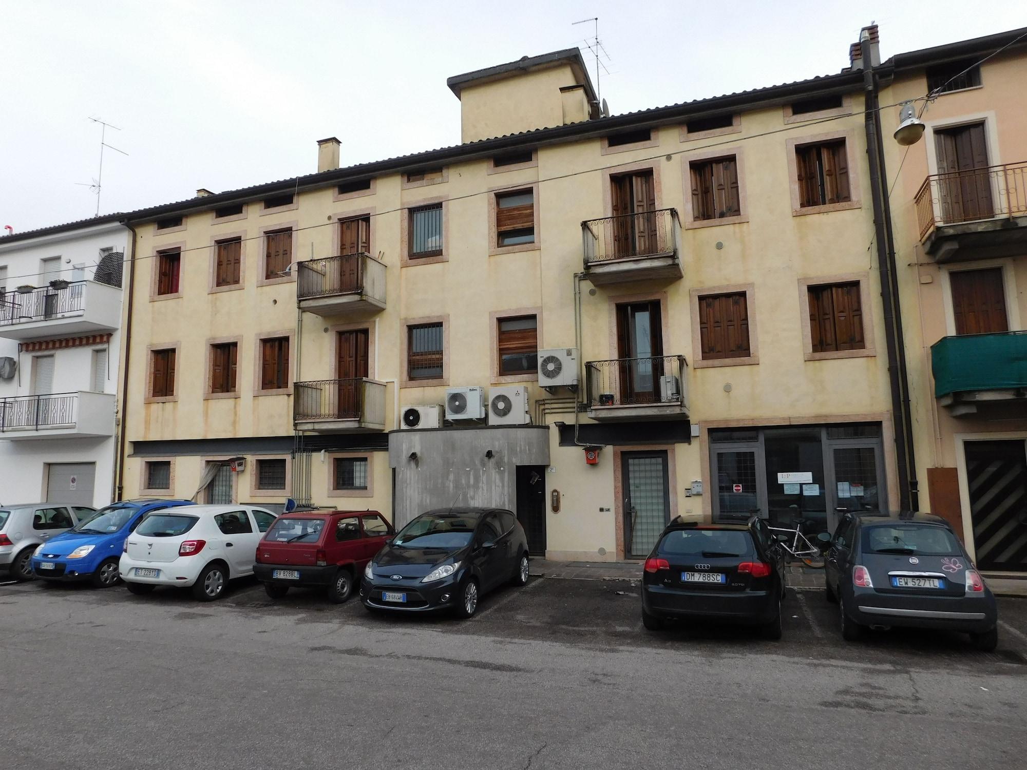Residenza Meeting Apart-hotel 2*